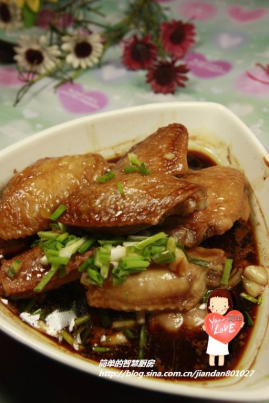 蒜香鸡翅的做法