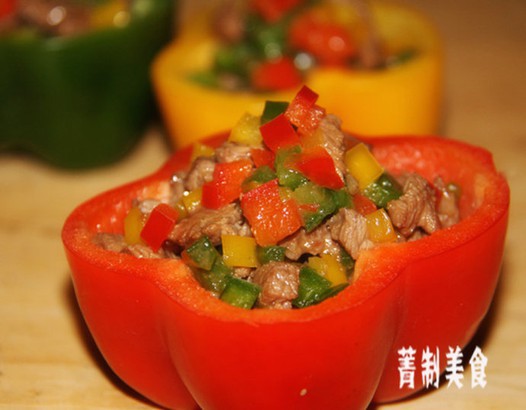 彩椒牛肉粒的做法