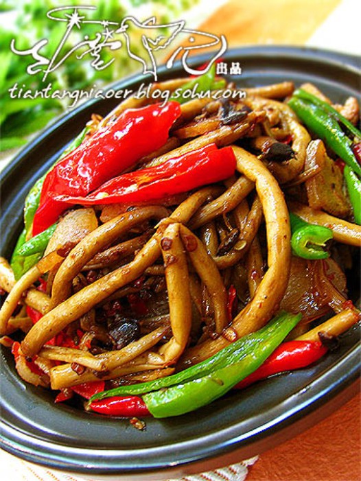 干锅茶树菇的做法