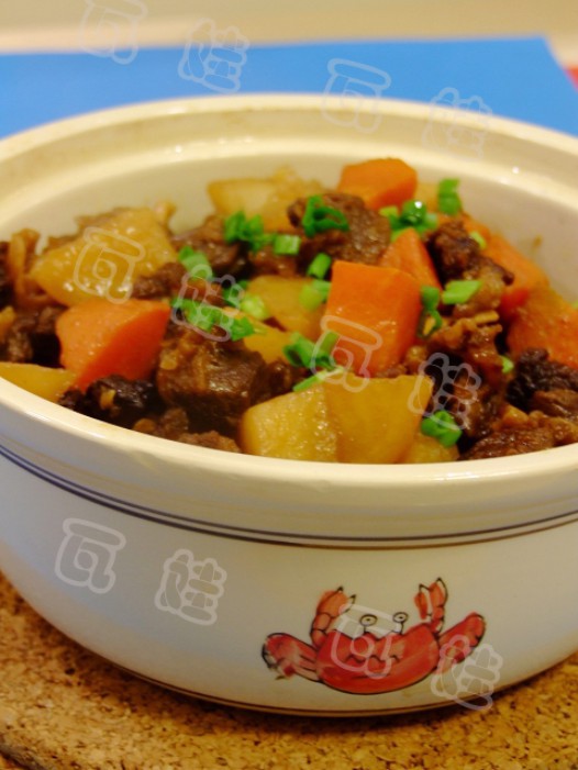 土豆烧牛肉的做法