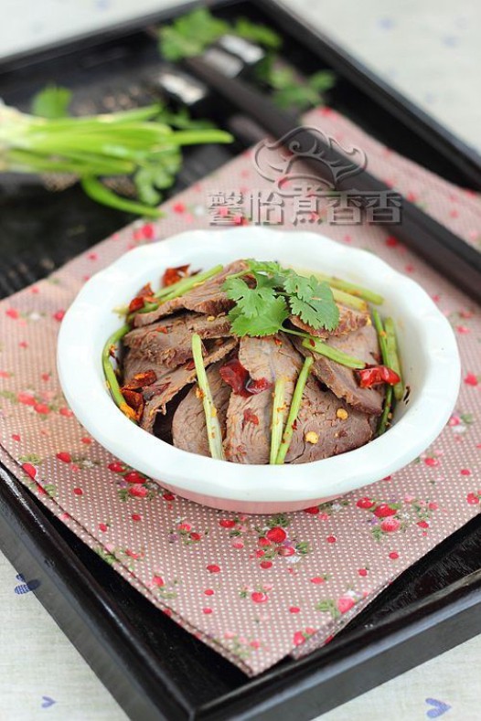 干拌麻辣牛肉的做法