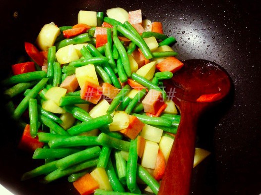 豆角炒土豆的做法