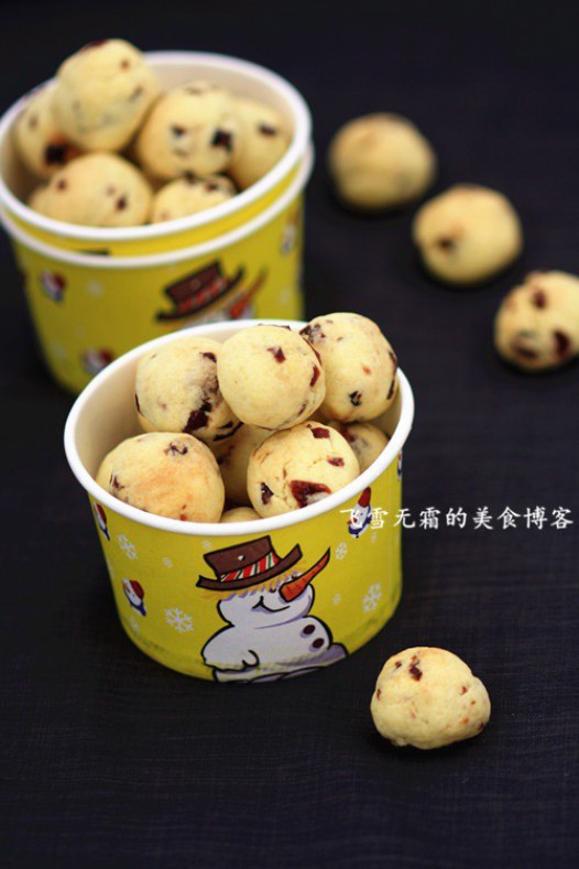 蔓越莓酥球的做法