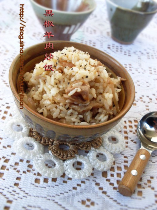 黑椒羊肉炒饭的做法
