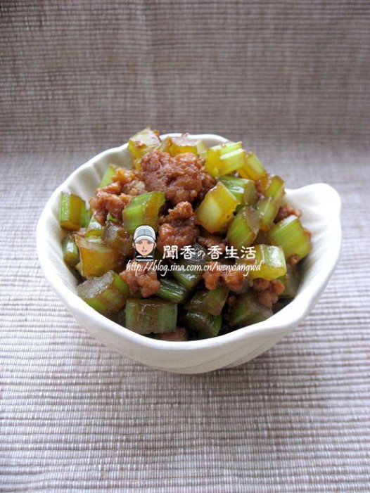 肉末芹菜的做法