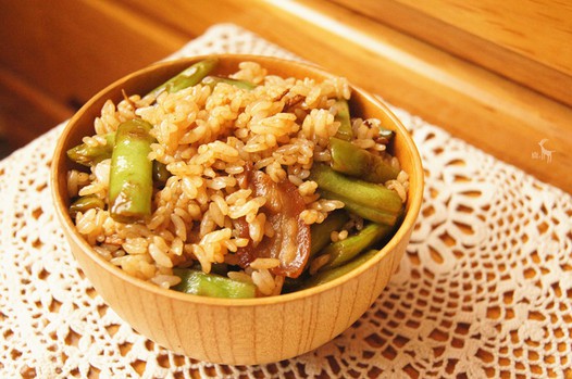 四季豆油饭的做法