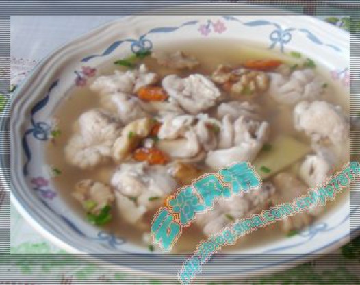 枸杞核桃炖猪脑的做法