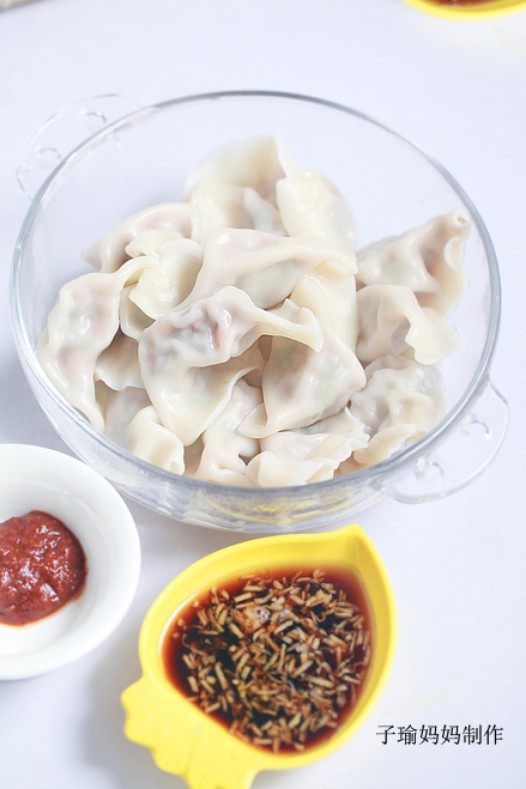 芹菜牛肉饺子的做法