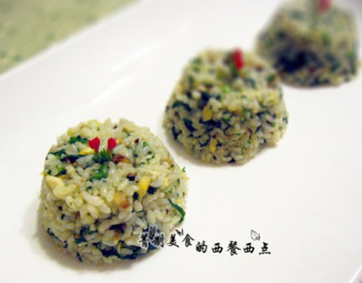 筒蒿炒饭的做法