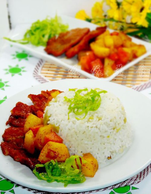 喷香猪扒饭的做法