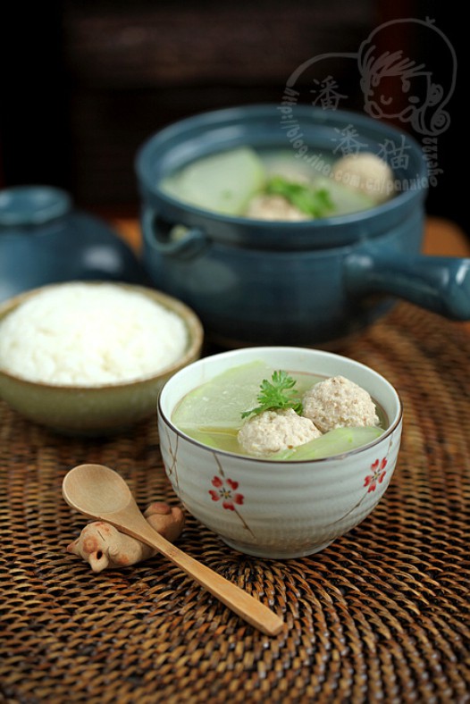 冬瓜汆丸子汤的做法