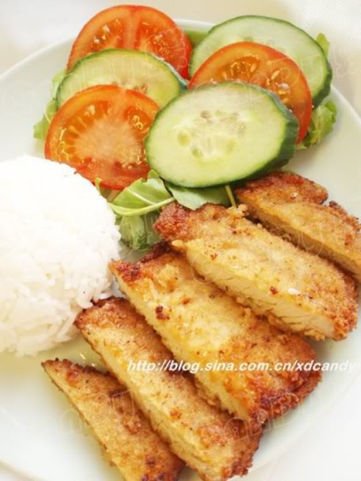 鲜炸猪排饭的做法