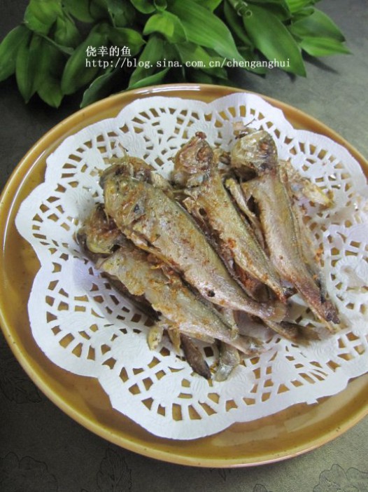 椒盐酥煎小黄鱼的做法