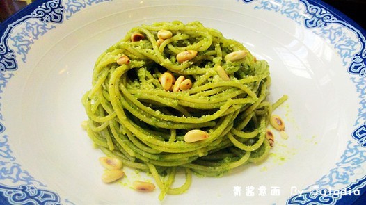 青酱意面的做法