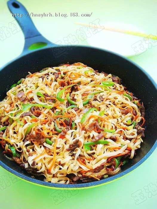 羊肉炒面的做法