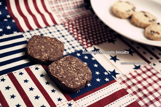 可可杏仁碎米粉黄油饼干的做法