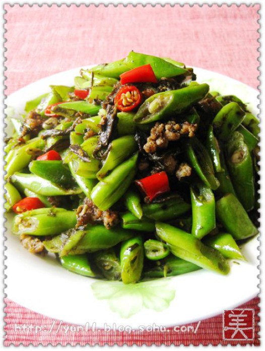 榄菜肉末炒四季豆的做法