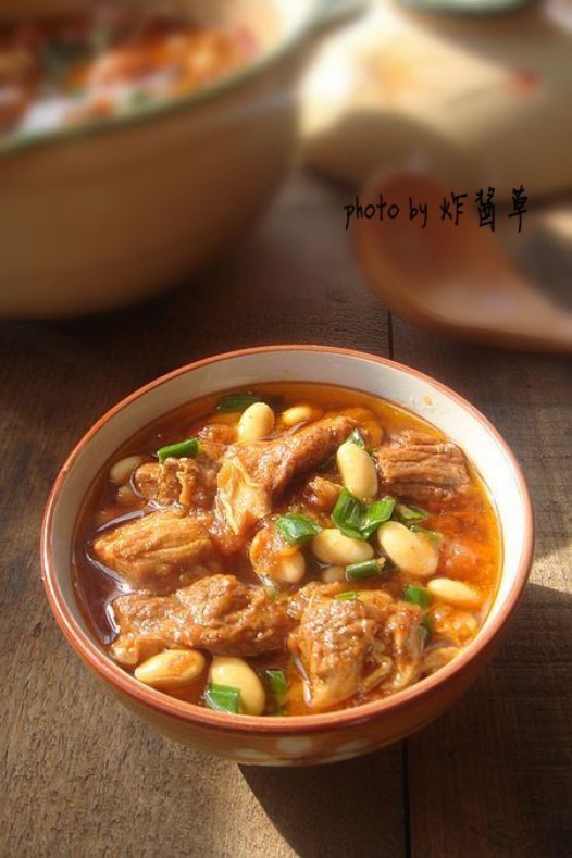 番茄黄豆炖牛腩的做法