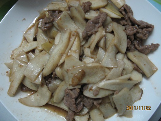 杏鲍菇炒牛柳的做法