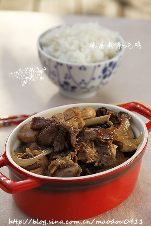 臻蘑粉条炖鸡的做法