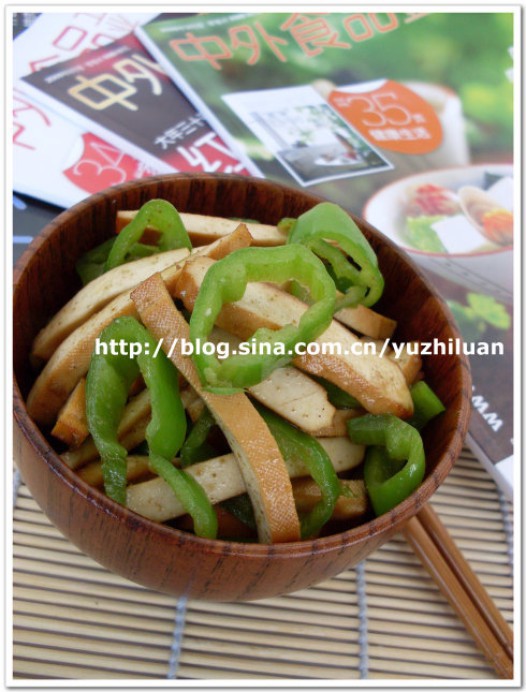 尖椒炒豆干的做法