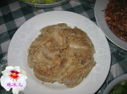 土豆粉蒸肉的做法