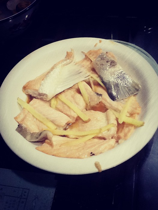 清蒸三文鱼(骨)的做法