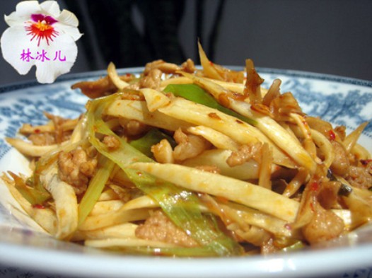 茭白炒肉丝的做法