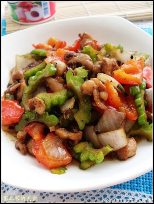 豉椒苦瓜鸡肉的做法