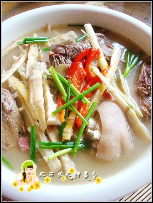 老鸭煲的做法