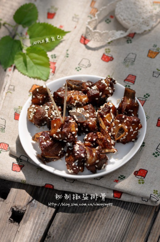 椒盐排骨的做法