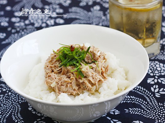 蛋黄酱金枪鱼饭的做法