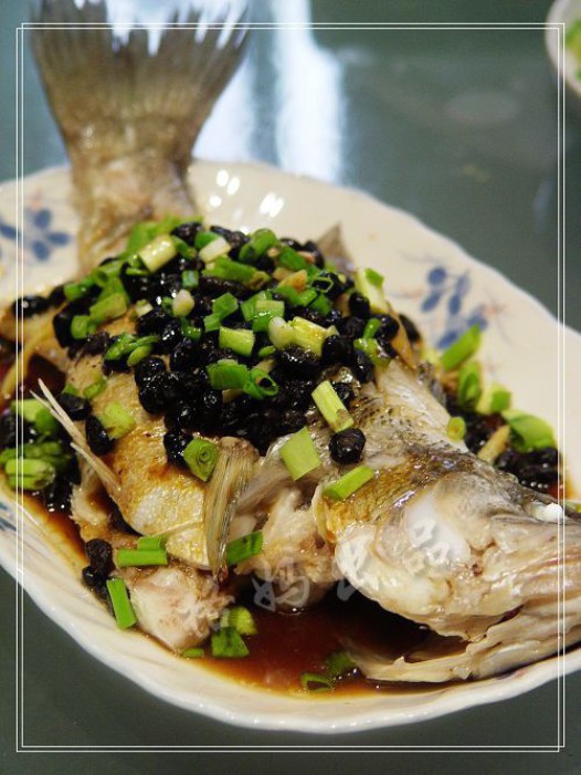 豆豉鲈鱼的做法