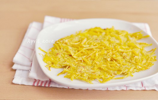 地瓜丝鸡蛋饼的做法