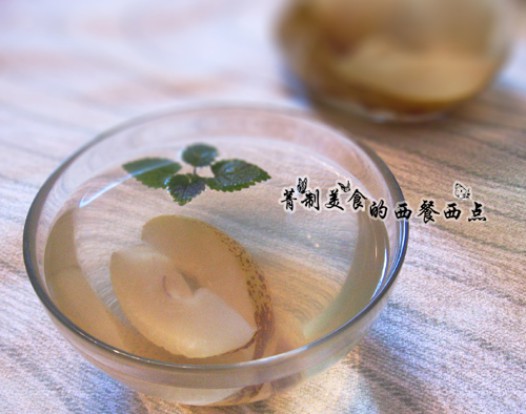 冰糖梨水的做法