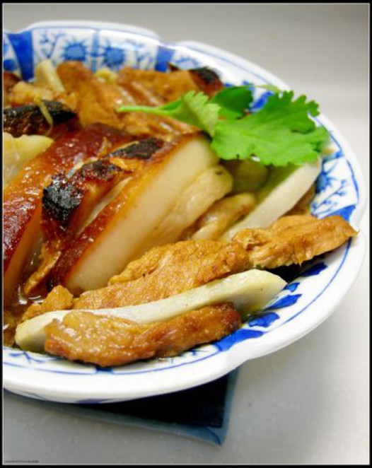 芋头扣肉的做法
