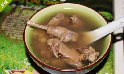 老鸽煲绿豆(清热解毒)的做法