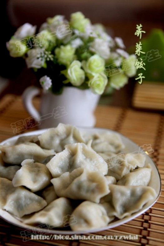 荠菜饺子的做法