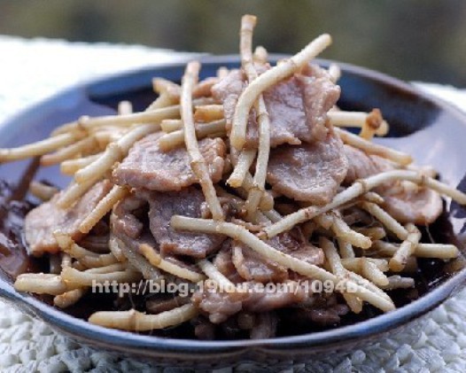 折耳菜炒肉片的做法