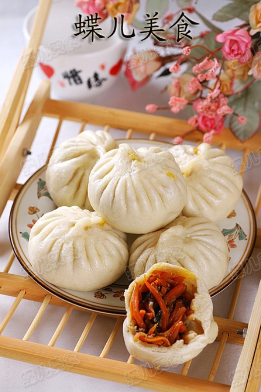 胡萝卜羊肉包子的做法