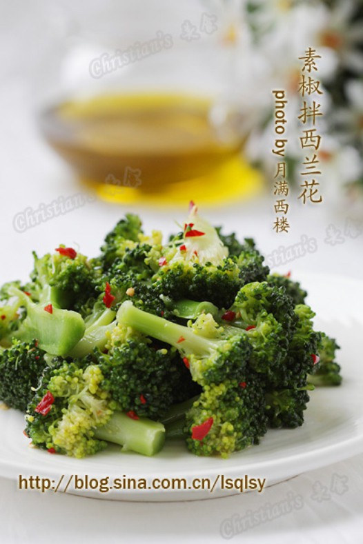 素椒拌西兰花的做法