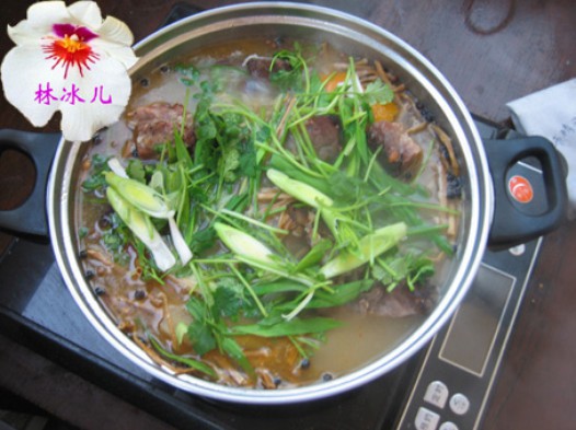 腊肉炖干笋的做法