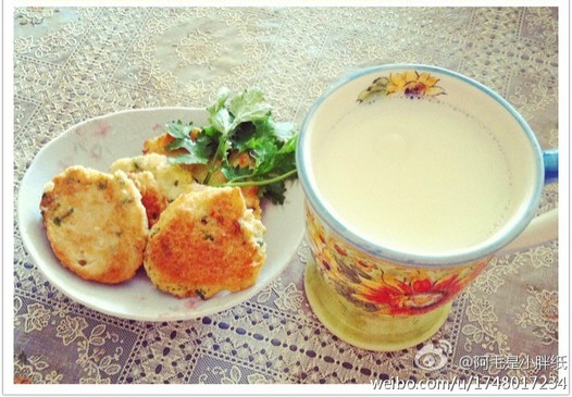 香菜鸡蛋豆渣饼的做法