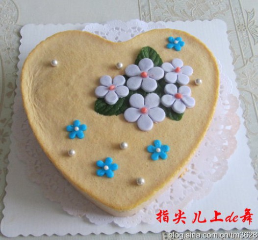 翻糖花芒果慕斯蛋糕的做法