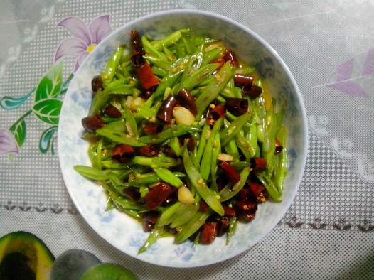 炒四季豆丝~的做法