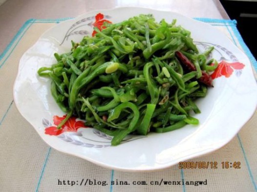 清炒眉豆角的做法
