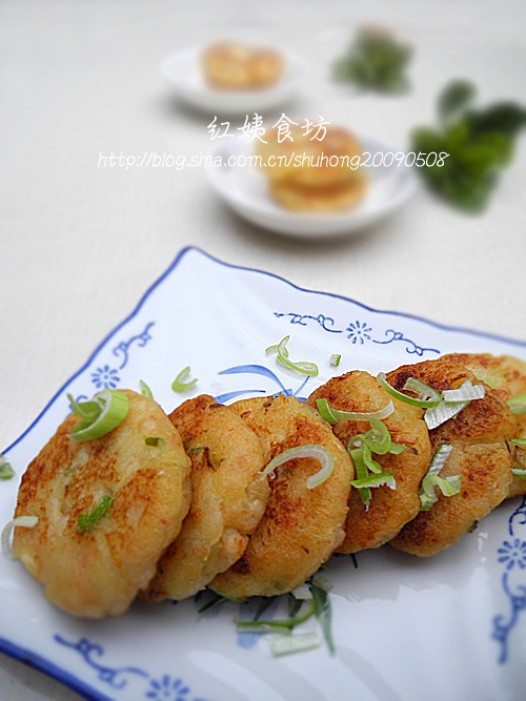 香煎土豆虾仁饼的做法
