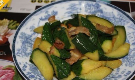 五花肉炒青瓜的做法