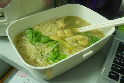 咖喱鸡汤面的做法