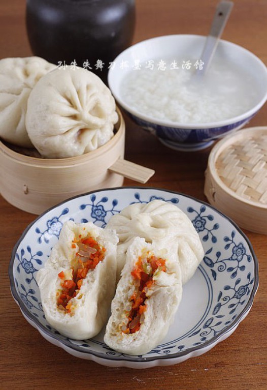 胡萝卜馅素包子的做法
